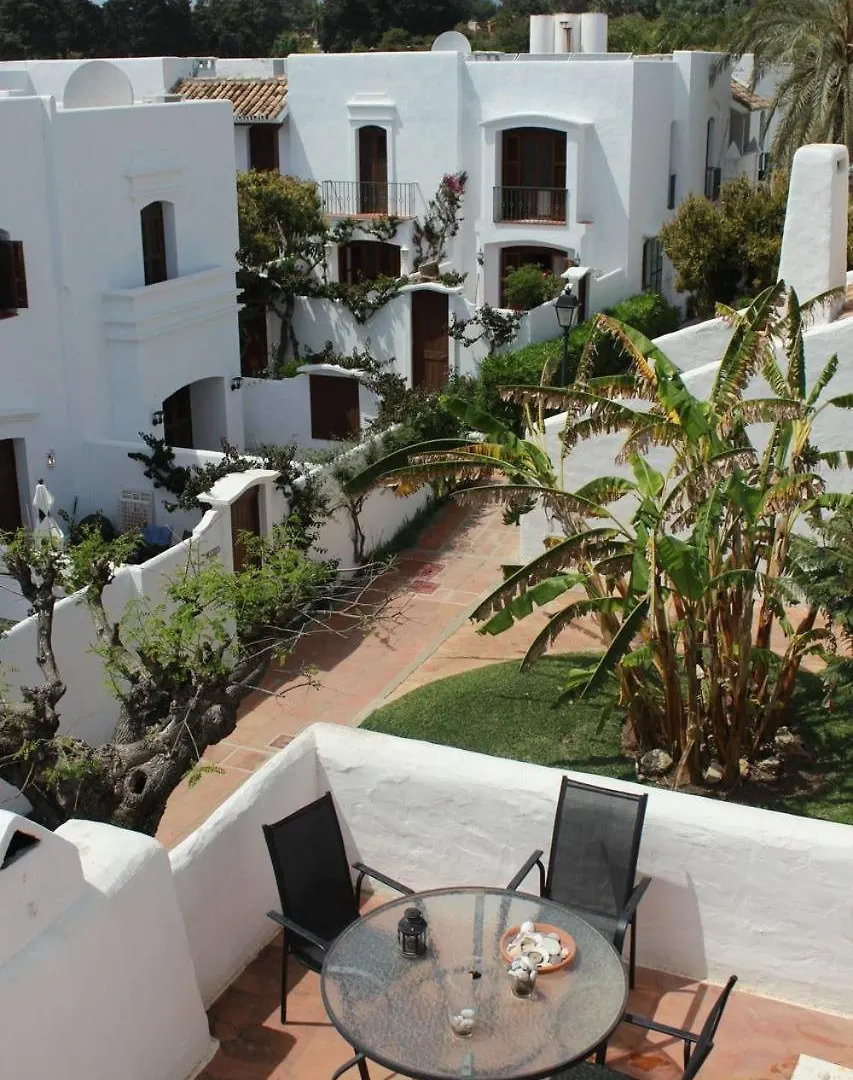 Estepona - Playa - Terraza Solarium Al19 0*,